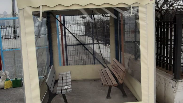 Kiş Bahcesi Şeffaf Fermuarli Branda