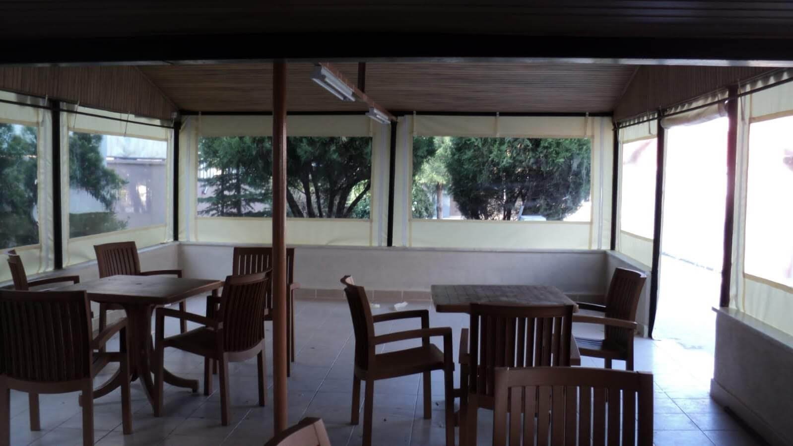 Kiş Bahcesi Şeffaf Fermuarli Branda